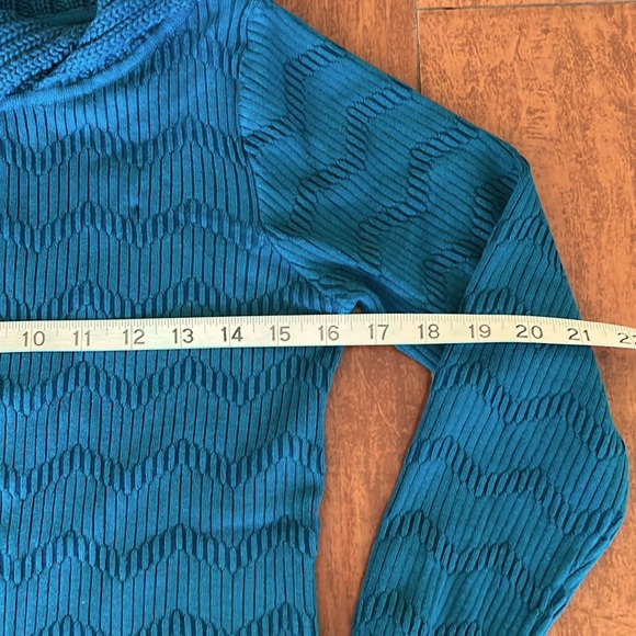 Teal Split Collar Mock Turtleneck - Picture 3 of 13
